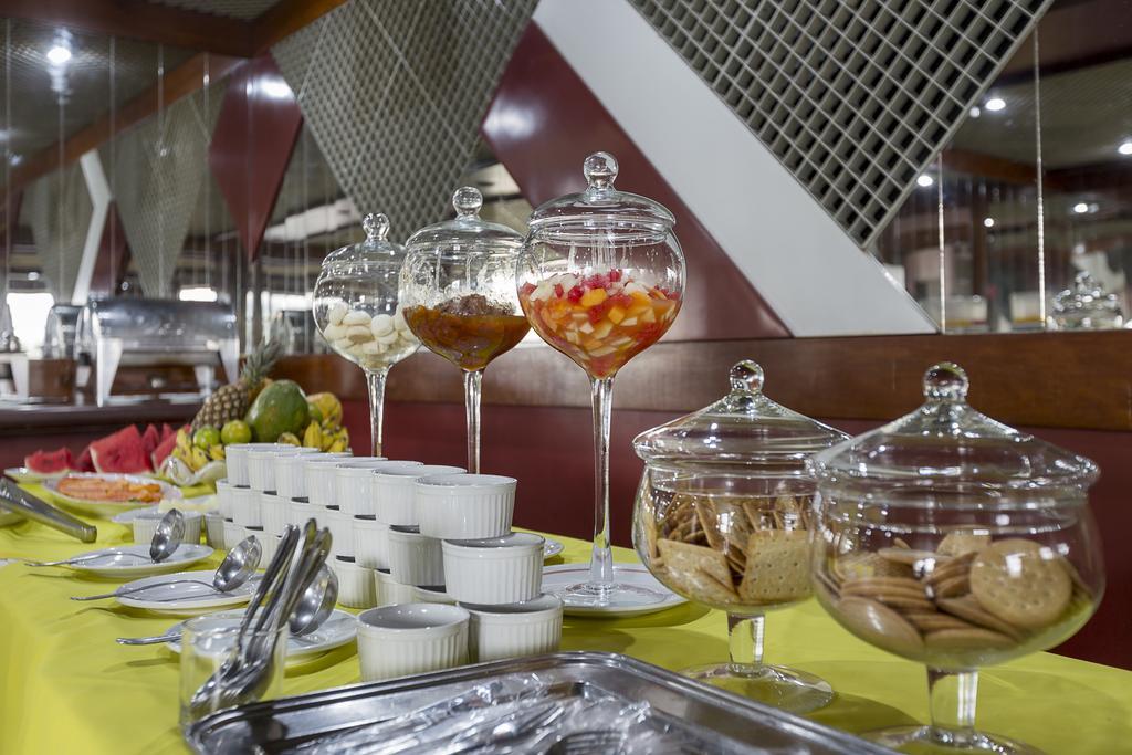 Feira Palace Hotel Фейра-ди-Сантана Экстерьер фото